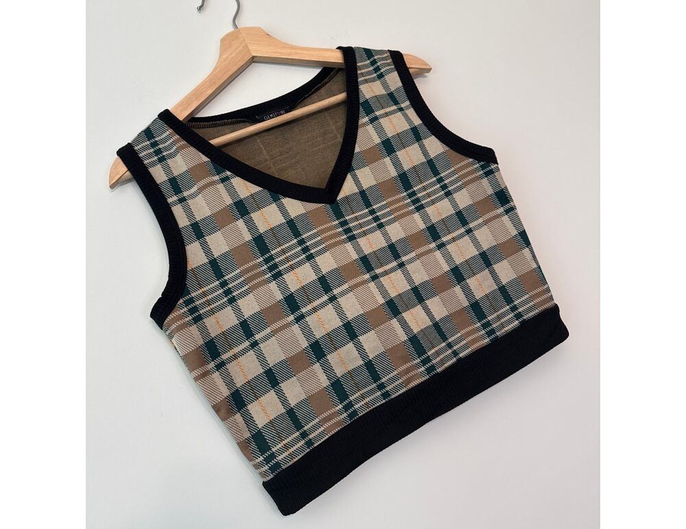 Gemstone Plaid Cropped Sweater Vest Size XL